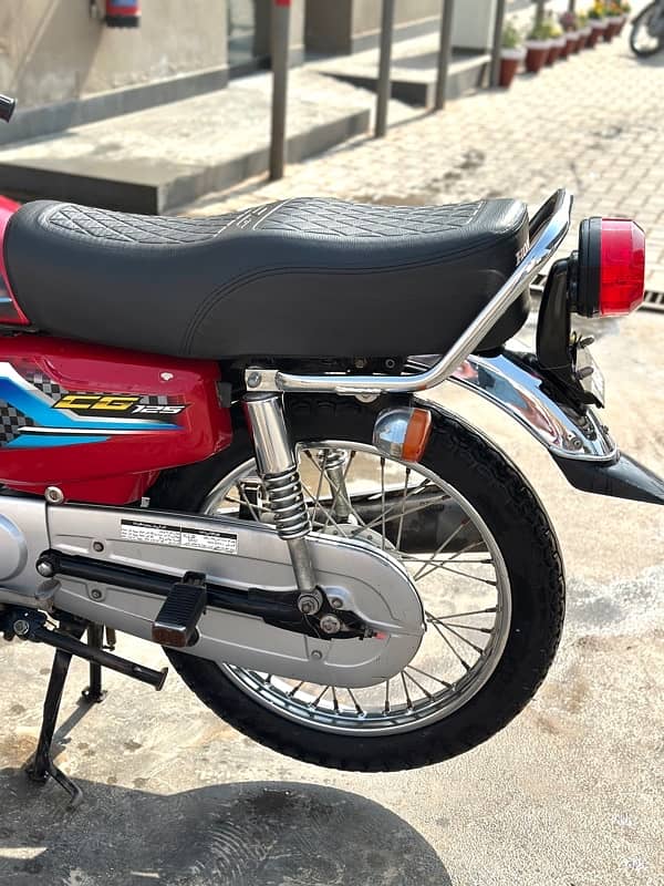 honda 125 2024 model 12