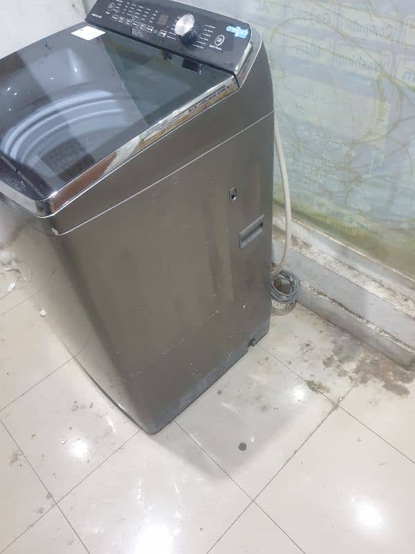 hair 12kg full automatic washin machine for sale only used 1 month 2