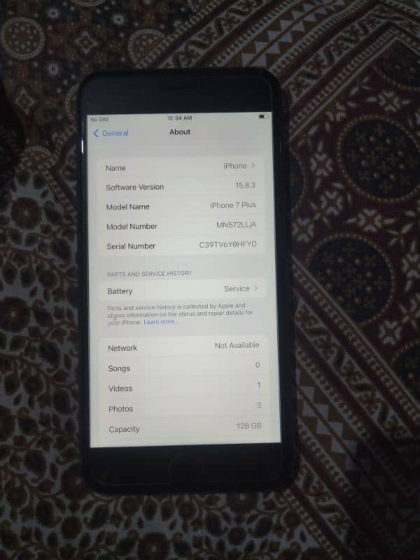 I phone 7 plus 128 gb  non pta all okay battery health 91.10 by 10 3