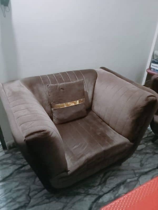 7 seater sofa 0