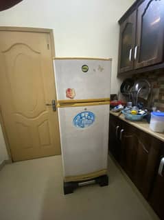 pel fridge 30000