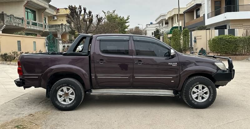 Toyota Hilux 2013 4