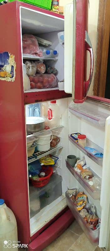 SINGER Refrigerator - Excellent condition 2