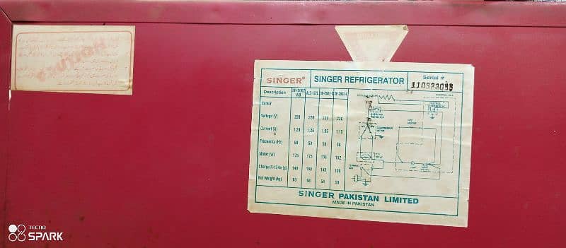 SINGER Refrigerator - Excellent condition 5