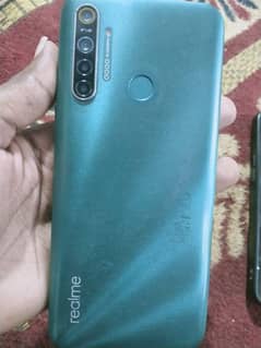 realme 5i 4/64