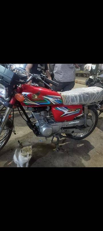 Honda 125   . . 03012128969 0