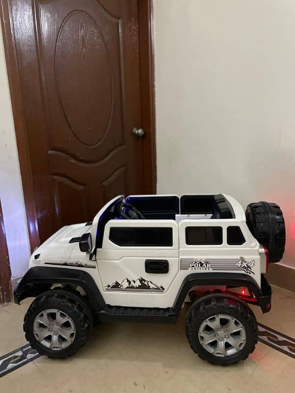 Kids Electric Rechargeable 4x4 Jeep For Sale 3