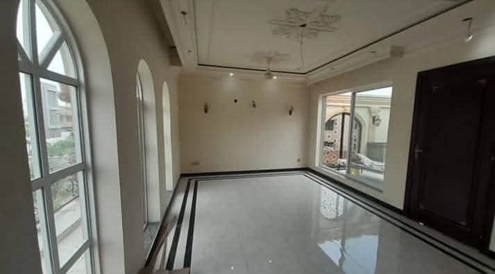 Kanal brand new 3bed upper portion in wapda town 2