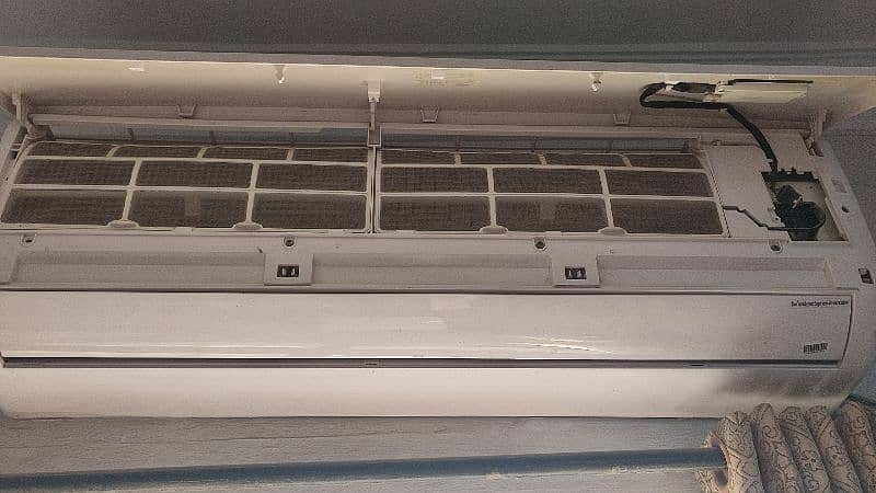 Dawlance 1.5 ton inverter AC 3