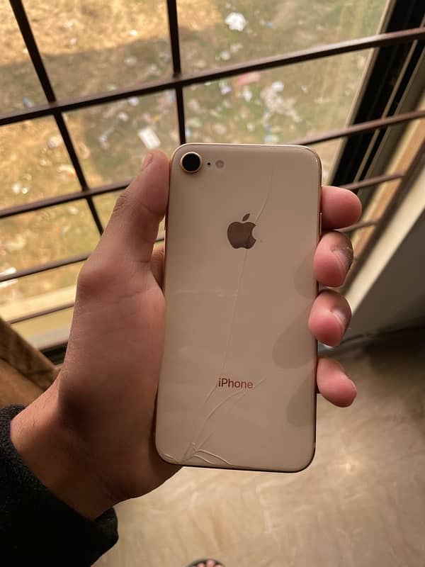 iPhone 8 non pta 1