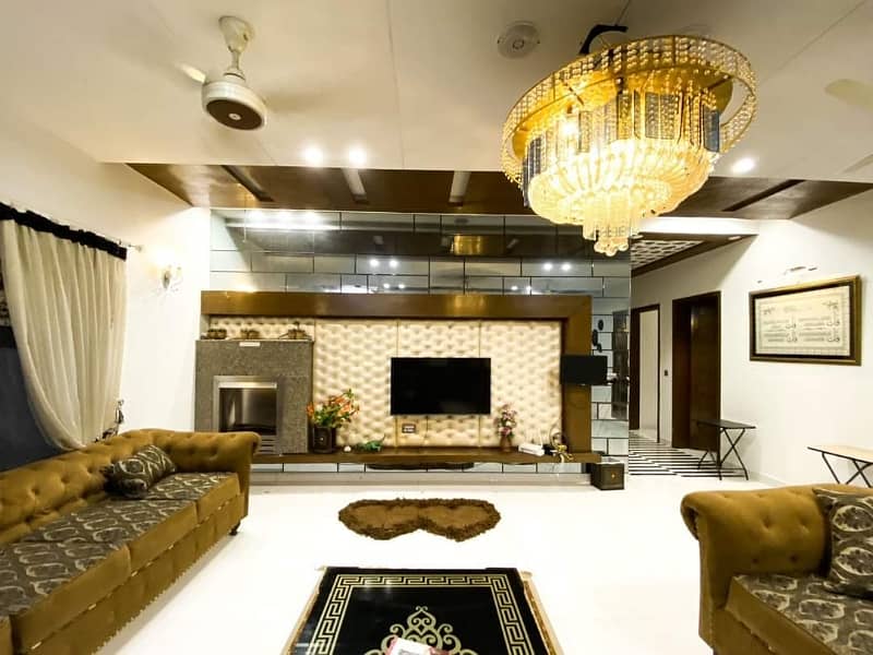 1 Kanal Used House For Sale In Bahria Town Lahore 43