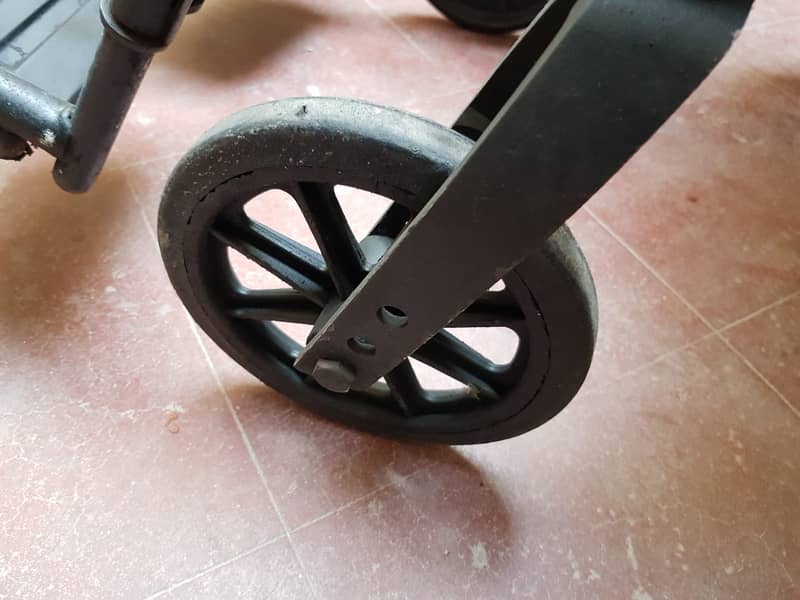 Wheel Chair, Wheelchair 3