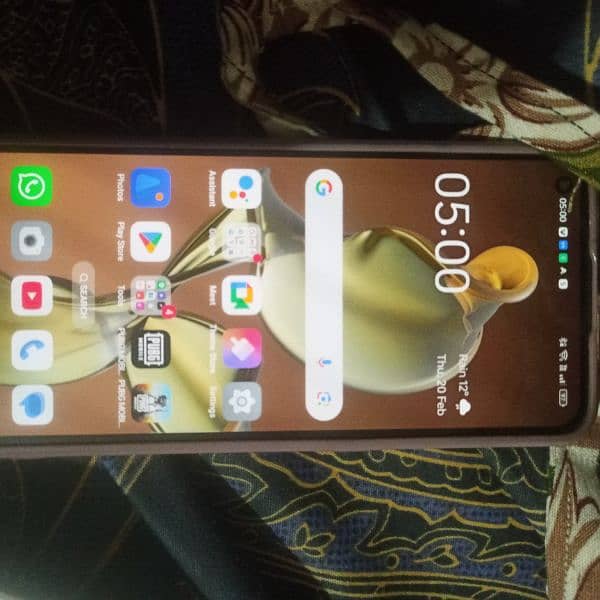 no box 10/10 condition oppo f19 pro 3