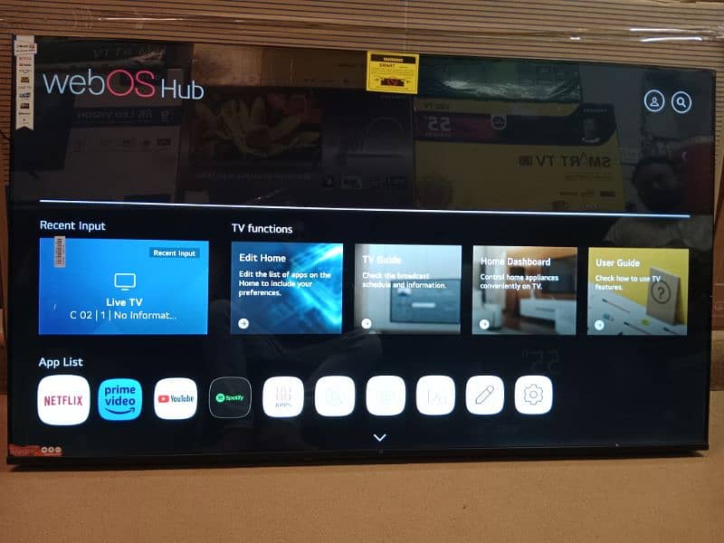 LG 75" inch Web/Os Smart Led tv UHD 120/hz HDR 10 Dolby Vision 3