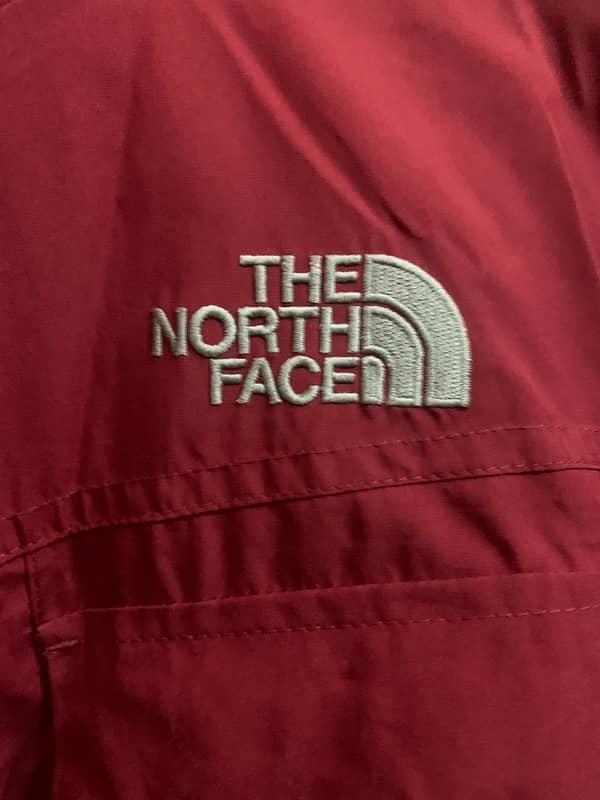 Northface mcmurdo series jacket with detachable cap 0