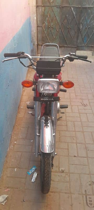 Honda CG 125 Karachi No Registered Lush Condition. . . 03159201685 3