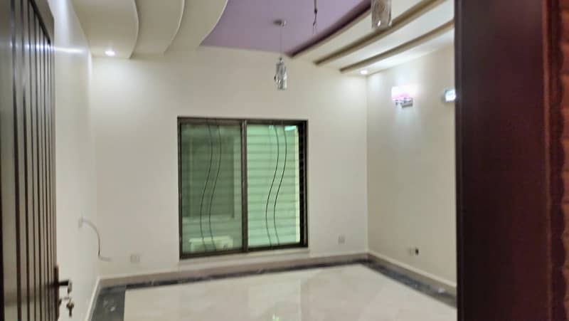 Like new 10 Marla House For Rent In Bahria Town - Sector F 6