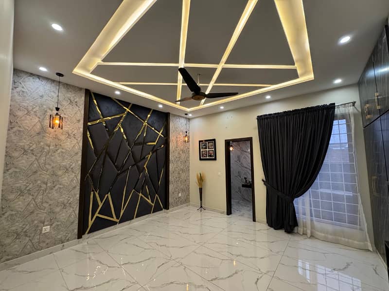 No Fake Prices 10 Marla Luxury Designer House For Sale In Bahria Town Lahore In Low budget price 8