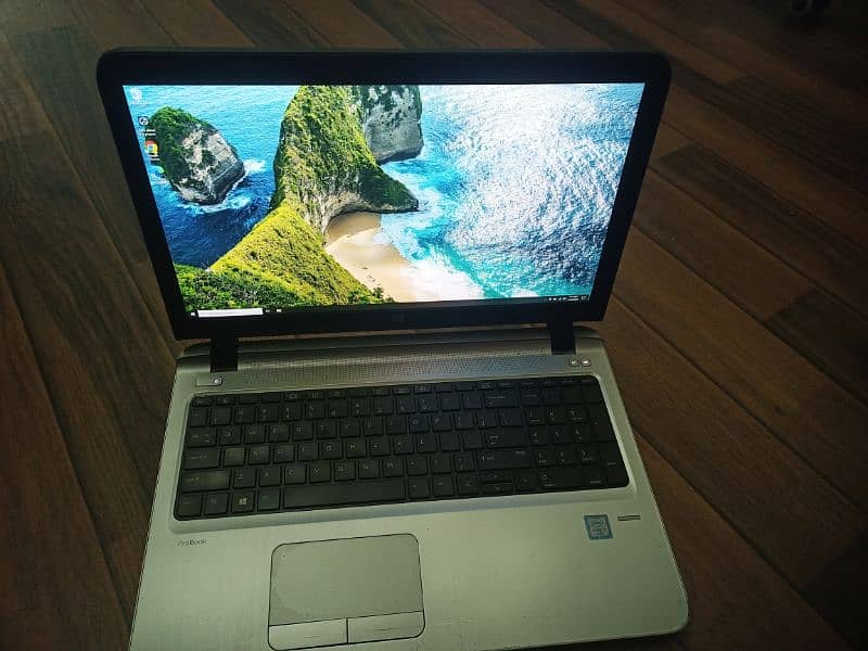 HP, i7 6th gen, 12 GB RAM, 500 GB Hard Disk, 0