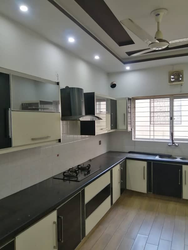 10 Marla Beautiful Upper Portion For Rent in F2 4