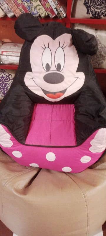 bean Bag all variety AVAILABLE contact me this number 03004440017 16