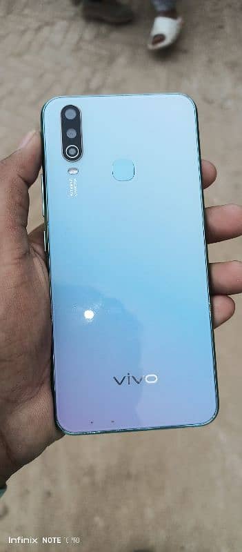 vivo y17 All oky box Sath hai charging nahi Whatsapp 03407773384 0