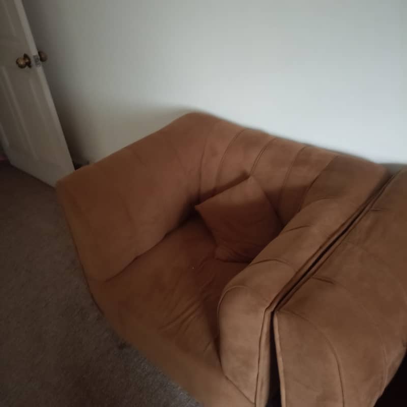 Sofa for sale 0