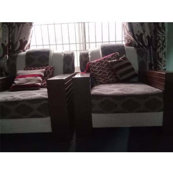 5 seater Sofas For Sale ( urgent sale ) 2