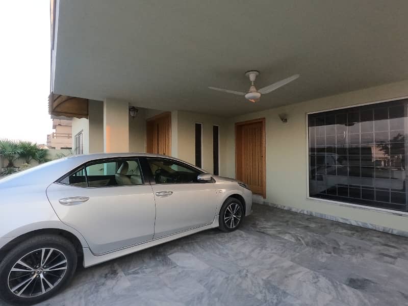 Prime Location House For Sale Is Readily Available In Prime Location Of Bahria Town Phase 8 2