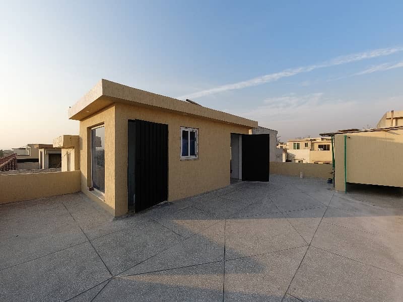 Bahria Town 5 Marla Double Storey House 4 Beds With Attached Baths Outstanding Location Perfectly Constructed 28