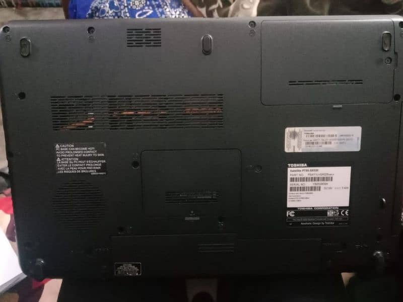 Toshiba laptop 2end i3 4