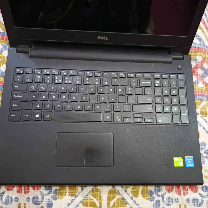 DELL Laptop 0