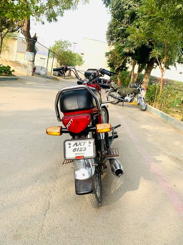 HONDA 70CC (red colour) 1