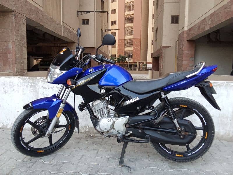 Yamaha YBR 125 model 2019 0