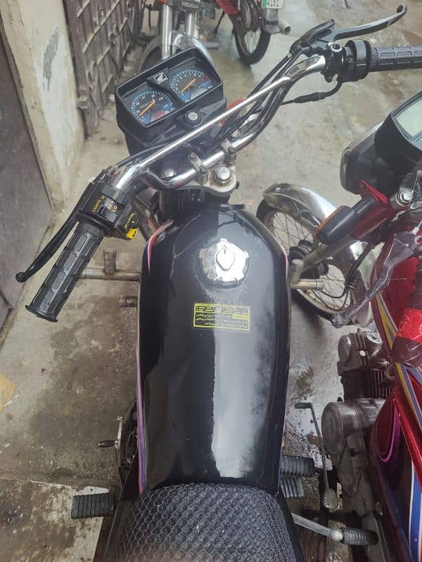 new condition motorbike Honda 125 road Prince 70 jora 3