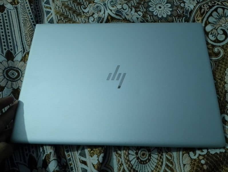 HP laptop 4