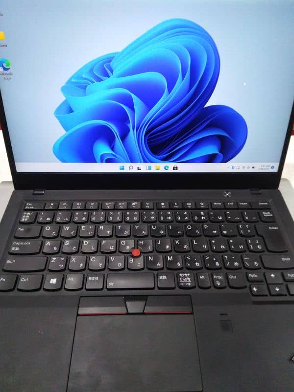 Lenovo X1 Carbon core i7 8th gen 16ram 256ssd 2