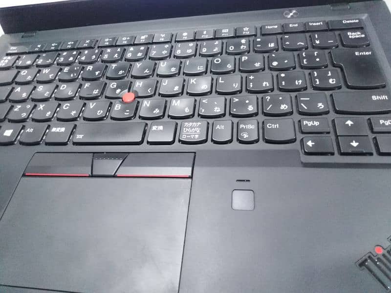 Lenovo X1 Carbon core i7 8th gen 16ram 256ssd 5