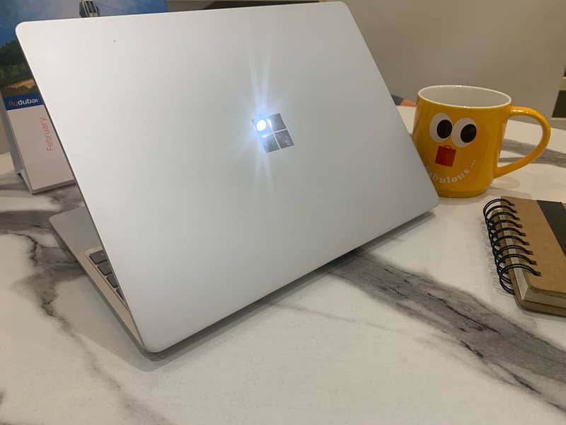 Microsoft Surface Laptop Go 2 3