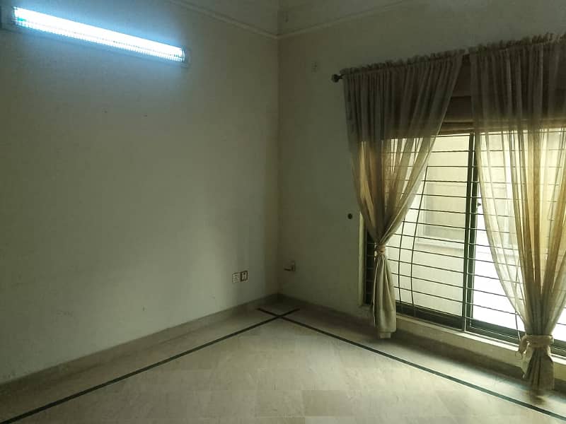 5 Marla Beautiful House Available For Rent In DHA Phase 5,Block D, Lahore Cantt. 8