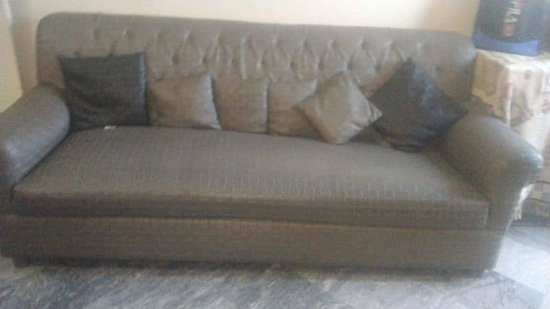 sofa set available for sale 0