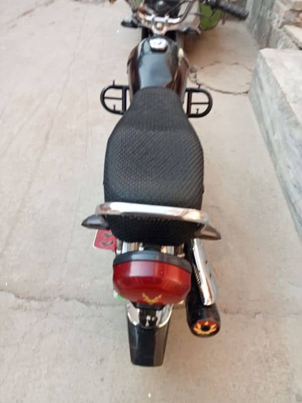 Honda 125 7