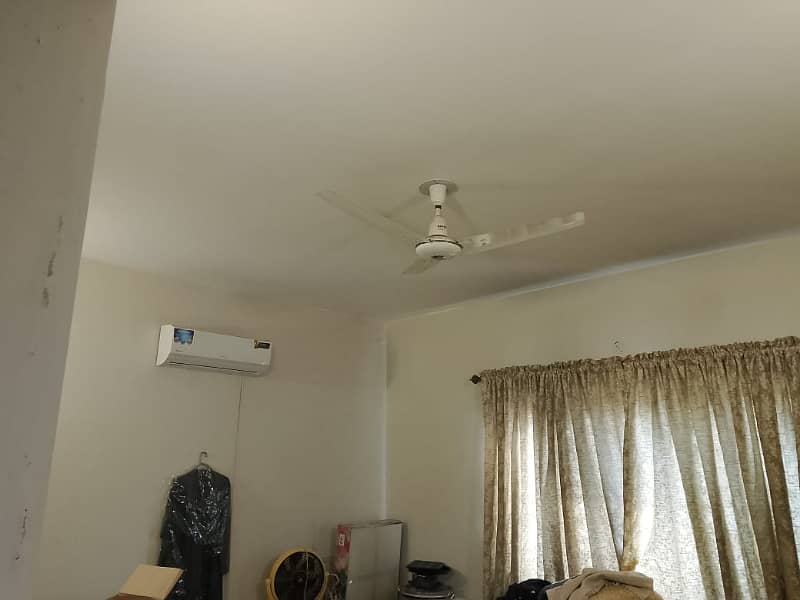 1 Kanal Upper Portion Phase 8, For Rent In Eden City Society Block B. 20