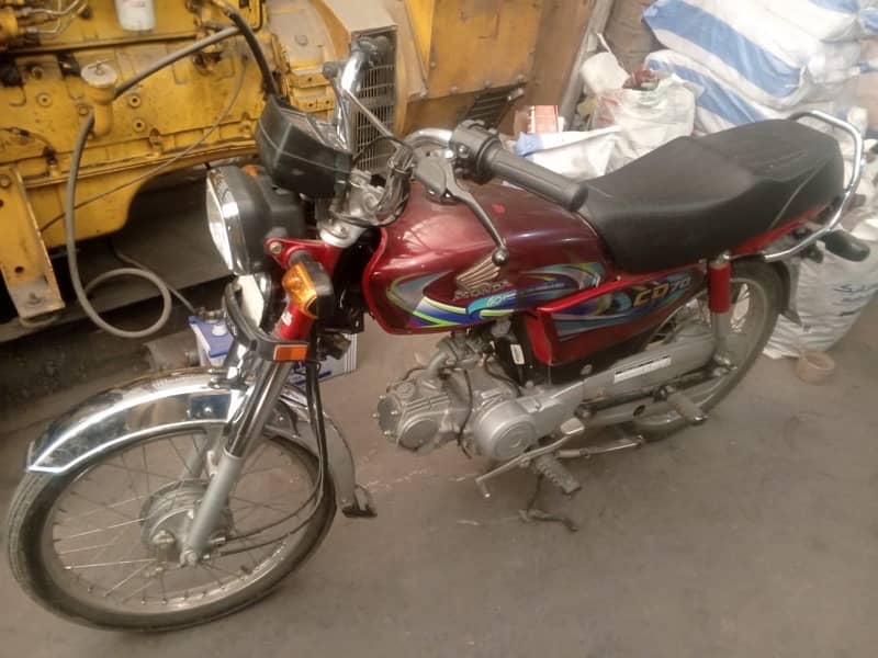 2024 honda cd 70 in lush condition 1