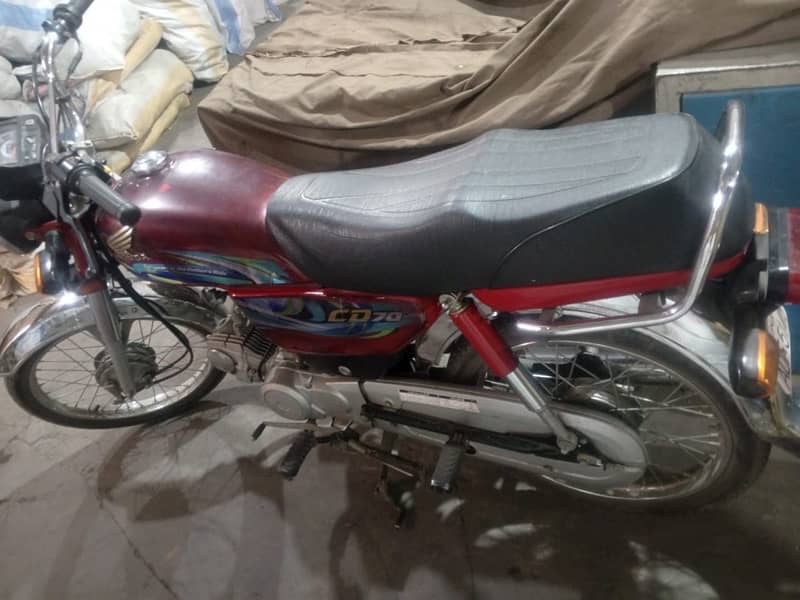 2024 honda cd 70 in lush condition 8