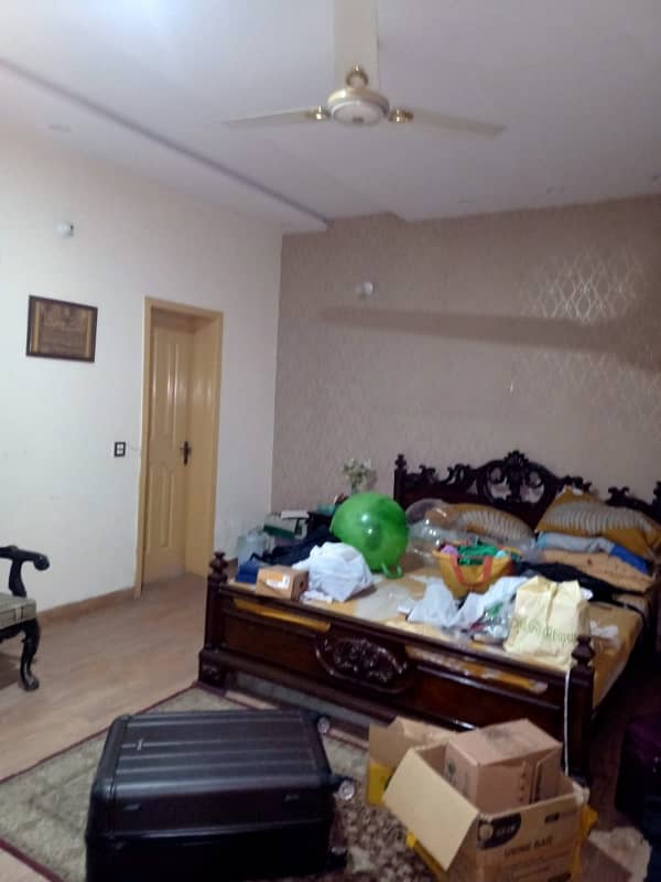 10 MARLA CORNER HOUSE AVAILABLE FOR SALE IN FAISAL TOWN BLOCK C 7