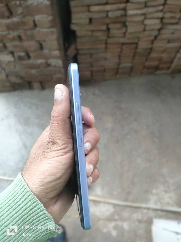 vivo y17s 6+6 128 box sath h original screen 4