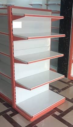 Shelves / Racks