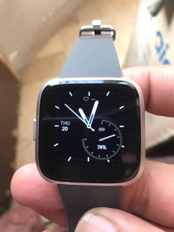 Fitbit versa lite 0