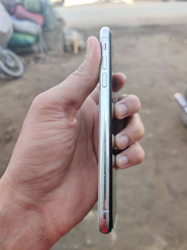 iphone X 64gb pta approved 5